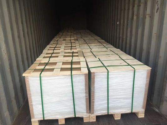 Long Life PVC Overlay Sheet Clean And Flatness Surface With Excellent Peeling Strength